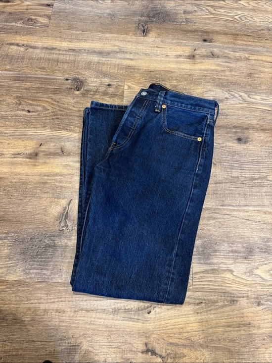 Levi's Denim - Womans Levi jeans